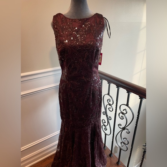 VINCE CAMUTO dress - Picture 2 of 6